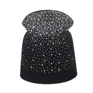 Bonnets personnalisés brodés à la main avec strass, 100% acrylique, logo personnalisé coloré, haute qualité, unisexe, adulte, décontracté, extérieur - Product Image 1