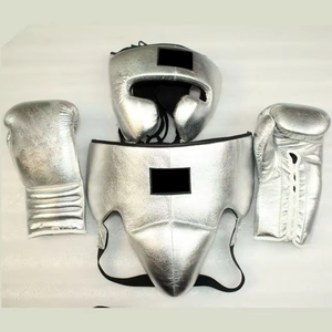 Set de Boxeo de Alta Calidad en Cuero Vacuno y PU, con Cierre de Cordones, Secado Rápido, Transpirable y Ecológico - Product Image 3