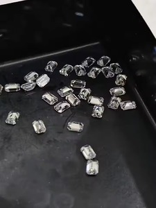Vente en gros de diamants de laboratoire taille émeraude de 0,2 carat, gamme de 0,10 à 0,40 carats, fournisseur en vrac pour les grossistes en diamants - Product Image 1