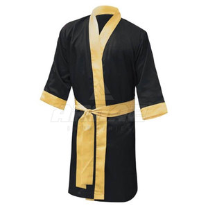 Robes de boxe de bonne qualité en satin, design personnalisé et construction légère. - Product Image 2