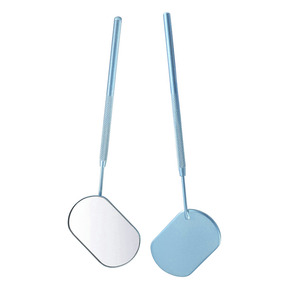 Accessoire compact pour l'application de maquillage avec un corps léger et un design pratique à tenir en main, miroir pour cils - Product Image 3