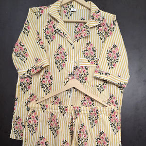 Conjunto de Pijama de Algodón Indio Floral, Ropa de Dormir de Manga Corta para Verano y Otoño, Cómoda, Elegante, de Lujo, de Secado Rápido y Transpirable - Product Image 1