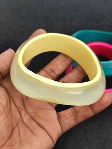 Juego de Brazaletes de Resina de Estilo Antiguo, Tamaño Personalizado, Hechos a Mano, Artesanía de Alta Calidad, Brazaletes de Resina para Mujeres y Niñas, Precio Bajo - Product Image 2