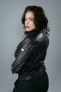 Venta al por mayor Boomletcorp 2024 nuevas chaquetas de cuero de las mujeres elegantes de alta calidad personalizado liso teñido Chaquetas de punto Venta caliente - Product Image 3