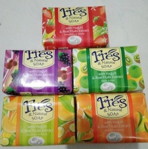 Savon frais et naturel au yaourt et aux fruits véritables, fraise et vanille, 70g, meilleur prix - Product Image 5