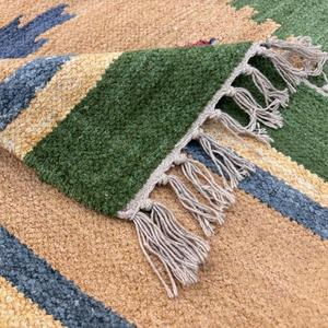 Alfombra Dhurrie de algodón de seda versátil de 2,5x4 pies para dormitorio, sala de estar, entrada o decoración de estudio - Product Image 4