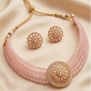 Parure de bijoux vintage en cristal rose et diamant, plaqué or rose, motif floral classique, pour fête, mariage, cadeau, pierre principale en platine - Product Image 1