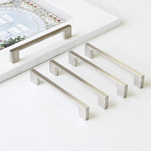 Poignée de meuble carrée en alliage d'aluminium de qualité supérieure, style moderne et minimaliste, pour cuisine, salle de bain et salle à manger - Product Image 1