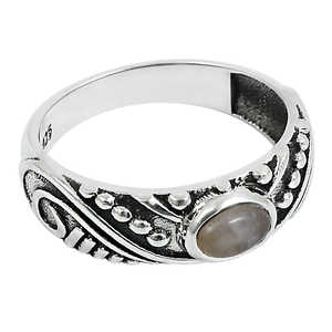 แหวนพลอยโรสควอตซ์สีชมพูธรรมชาติ ประดับด้วยเงินแท้ 925 สำหรับผู้หญิง แหวนแต่งงาน เครื่องประดับโบฮีเมียนสุดหรู ของขวัญสำหรับเธอ - Product Image 1