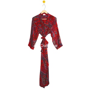 ชุดแม็กซี่สำหรับผู้หญิงใส่ในฤดูร้อนชุดผ้าไหมอินเดียรีไซเคิลชุดคลุมส่าหรีคอวีเย็บปะติดปะต่อกันด้านหน้าระบายอากาศได้หรูหราเสื้อแจ็กเก็ตชุดนอนเพื่อนเจ้าสาว - Product Image 2