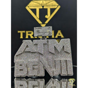 Colgante Statement ATM BENJI con Diamantes Moissanite VVS Totalmente Cubiertos de Plata de Ley 925, Diseño de Trisha Jewels - Product Image 3