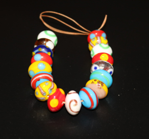 Cuentas de Vidrio de Mármol de 16 mm Hechas a Mano de Primera Calidad para Hacer Pulseras |   Joyería de Combinación Roja de Alta Calidad para Hacer Collares DIY - Product Image 4