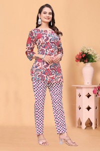 Ensemble Coordonné Femme Imprimé de Haute Qualité en Poly Rayonne, Col Rond, Deux Pièces, Tenue Décontractée d'Été pour Femme - Product Image 1