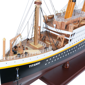 C013 - Maqueta de Barco Titanic de Cedro Náutico, Pintada a Mano, con Base de Exhibición de Madera, Artículo Coleccionable, Decoración, Regalo, Venta al por Mayor, 83Lx9Wx32H cm - Product Image 4