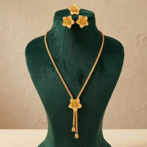 Conjunto de Joyería de 4 Piezas Chapado en Oro para Mujer, Collar Sautoir con Placa, Estilo Indio, Árabe, Africano, Hecho a Mano, Moda Atemporal para Fiesta - Product Image 1