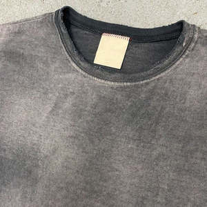 Camiseta de Algodón Grueso Retro de Alta Gama Personalizada con Hombros Caídos, Camiseta Unisex con Efecto Desgastado por el Sol - Product Image 3