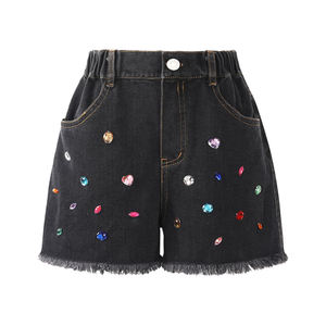 Shorts en jean scintillants avec strass, vêtements d'été tendance, shorts en denim à taille haute personnalisés avec strass pour femmes - Product Image 4