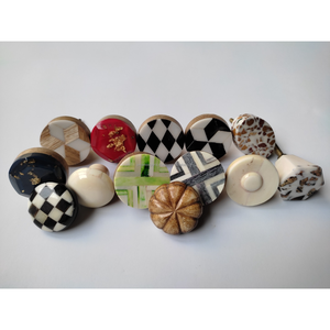 Poignées contemporaines en résine et bois pour meubles de cuisine, chambre, extérieur, commodes, armoires, tiroirs – Motifs géométriques artistiques - Product Image 3