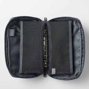 Trousse de Toilette Matelassée Imperméable en Polyester avec Fermeture Éclair à Lettres, Multifonctionnelle, Séparation Sec/Humide, Trousse de Voyage Tendance - Product Image 4