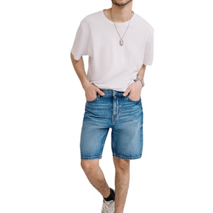 กางเกงยีนส์ขาสั้นทรงหลวมแบบใหม่ ปี 2026 รับผลิตตามแบบ OEM พร้อมสกรีนโลโก้ คุณภาพสูง ขายส่ง กางเกงยีนส์ขาสั้นทรงหลวมสำหรับผู้ชาย - Product Image 1