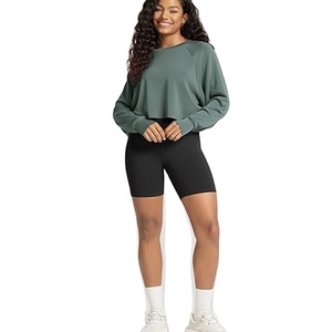 Camiseta Corta Oversize con Logotipo Personalizado, Camiseta Gráfica de Alta Calidad Unisex, 100% Algodón - Product Image 1