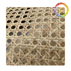 Malla de Ratán Natural de Vietnam en Rollo - Duradera y Ecológica para Conjuntos de Jardín, Comedor, Oficina y Muebles de Hotel - Product Image 3