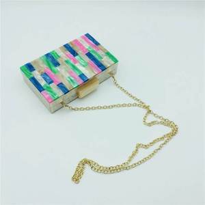 Shoulder Chain Wood Resin Clutch Marble Effect Pattern Gold Chain Bohemian Style Magnetic Closure All Seasons Daily Use Handbag - Product Image 3