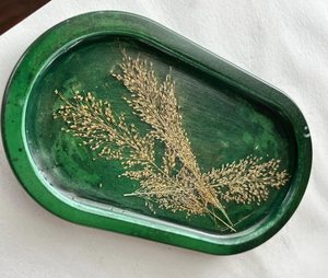 ถาดวางของตกแต่งทางเข้าบ้านทำจากเรซิ่นเซรามิกสีเขียว ดีไซน์ธรรมชาติ ใช้เป็นที่เก็บของจุกจิก หรือใส่เครื่องประดับ - Product Image 4