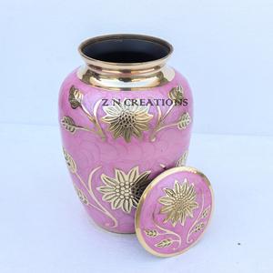 โกศบรรจุอัฐิทองเหลืองพรีเมียมสำหรับบรรจุอัฐิมนุษย์ สลักลายกุหลาบสีชมพูตามสั่ง โกศทองเหลืองทำมือสำหรับบรรจุอัฐิผู้ใหญ่ - Product Image 3