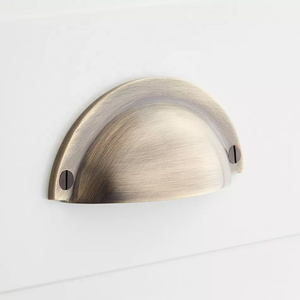 Tirador de Cajón Ovalado de Latón Cepillado, Diseño Tradicional, Tirador de Mueble Duradero para Gabinete de Cocina - Product Image 1