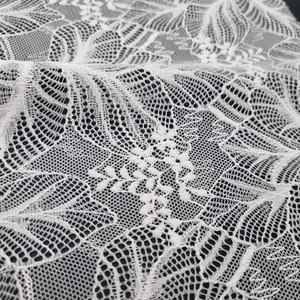 Tissu en dentelle extensible léger à motif floral, nylon et élasthanne, maille chaîne 147 cm, couleur et motifs personnalisés pour lingerie de mariage - Product Image 6