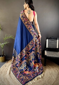Sari en soie pure Kanjivaram tissé traditionnel KV (bleu) pour les fêtes - Product Image 5
