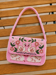 Sac à bandoulière de luxe fait main avec perles, motif cygne et floral, léger et résistant, accessoires tendance pour femme - Product Image 4