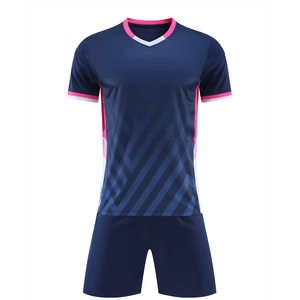 Conjunto deportivo de fútbol para hombre, verde, que absorbe la humedad, de secado rápido, con corte atlético, chaqueta transpirable y pantalones deportivos con impresión del logotipo del equipo. - Product Image 2