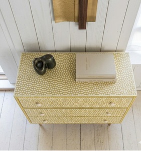 Aparador de madera maciza de mango amarillo con incrustaciones de hueso, 5 cajones, cómoda de almacenamiento, consola decorativa hecha a mano para sala de estar - Product Image 3
