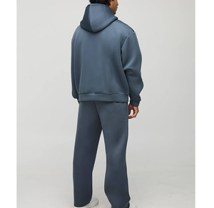 Conjunto de 2 piezas de chándal con capucha de corte holgado sin cordones, con patrón de bordado DTG personalizado, de cintura alta, para hombre, de poliéster polar, top y pantalón a juego - Product Image 6