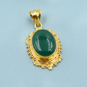 Pendentif ovale en onyx vert vintage, argent sterling 925, fait main, style bohème ethnique, bijou de créateur, cadeau pour femme, pendentif statement pour elle - Product Image 3