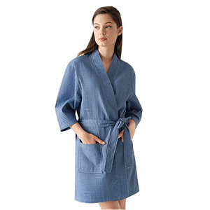 Albornoz de hotel económico Nesta Sports, 100% algodón, la mejor calidad, color blanco, con logotipo bordado personalizado - Product Image 5