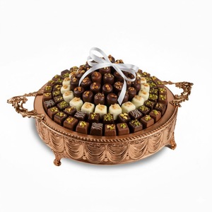 Plateau de chocolats artisanaux de luxe, plateau à chocolat en métal de haute qualité, plateau de service pour bonbons, pour toute occasion spéciale ou événement. - Product Image 6