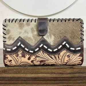 Nueva Cartera Larga de Cuero Vacuno con Pelo Genuino Estilo Occidental, Diseño Floral en Cuero Repujado a Mano, Cartera de Cuero Hecha a Mano para Mujer - Product Image 4