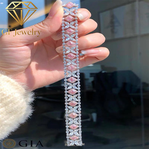 กำไลข้อมือเพชรทรงคุชชั่นคัทสีชมพูสดใสสไตล์วิคตอเรียน เพชรเลี้ยงในห้องปฏิบัติการ ทองคำขาว 18K เครื่องประดับหรูหราสไตล์วินเทจ - Product Image 3