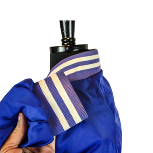 Chaqueta Varsity Azul para Hombre, Estilo Preppy, Cuello Camisero, Corte Regular, Material de Poliéster, Cierre de Cremallera, Color Sólido - Product Image 4