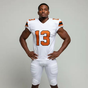 Ensemble de maillots de football américain pour hommes, vente en gros OEM, logo personnalisé en usine, séchage rapide, respirant, été, 100% polyester, complet - Product Image 3