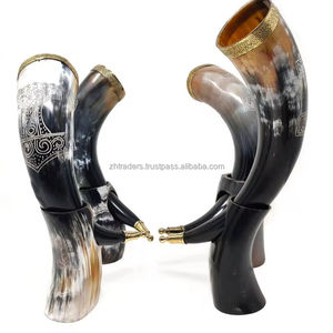 Authentique corne à boire viking avec support, faite à la main, polie, imperméable, corne de buffle naturelle, style animal - Product Image 1