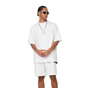 Conjunto de Dos Piezas Personalizado con Logotipo, Camiseta y Pantalones Cortos para Hombre, Conjunto Deportivo de Algodón de Secado Rápido - Product Image 4