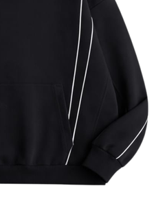 Sudadera con Capucha Negra para Hombre, con Franjas Laterales en Contraste, Felpa de Algodón, Bolsillo Canguro, Estilo Urbano, Logotipo Personalizado OEM - Product Image 5