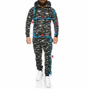 Mens Heavyweight Hoodie With Hood 500 GSM Cotton Camo Design Printed Oversized Cropped Hoodie Men Custom Tracksuit - Product Image 4