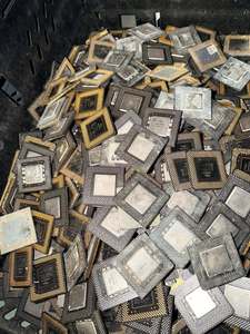 Processeur de bureau d'occasion reconditionné Pro Gold Ceramic High Grade CPU Scrap pour processeur Core Quad-Core 3.6GHz 12MB L3 Cache - Product Image 6