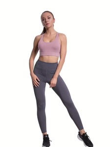 Haut de sport pour femme à dos ouvert avec découpe en forme de clé |   Soutien-gorge de sport élastique sans imprimé |   Vêtements de sport à double couche de soutien de qualité supérieure - Product Image 1