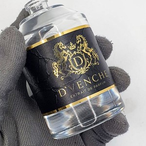 Etiquetas Personalizadas al por Mayor para Botellas de Perfume con Relieve en Lámina Dorada, Etiquetas Cosméticas UV Mate de Lujo, Etiquetas de Embalaje de Vinilo Impermeables - Product Image 5